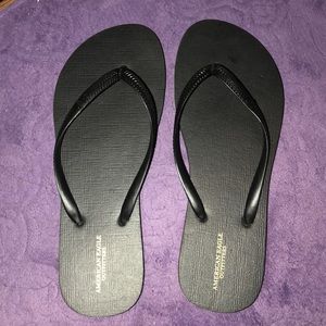 Black Flip Flops (no tags, but BRAND NEW)